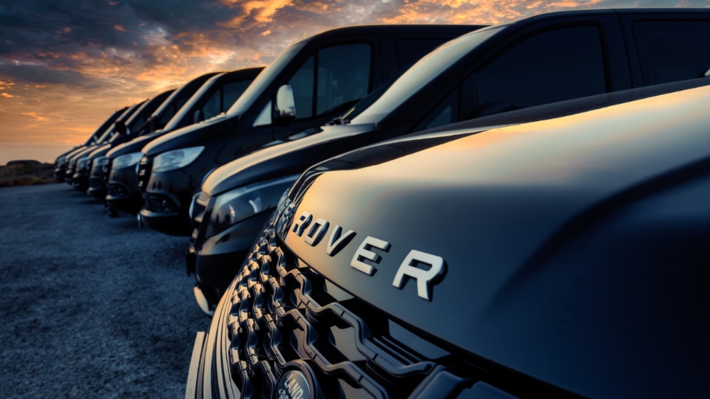 Transfers & VIP Tour